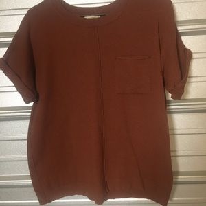 Burnt orange t-shirt